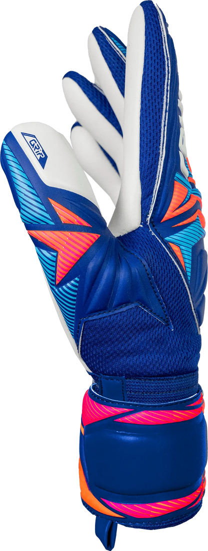 Reusch Attrakt Grip Goalkeeper Gloves