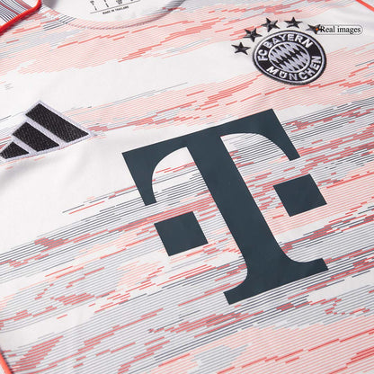Men's Bayern Munich Away Full Kit 2025/26